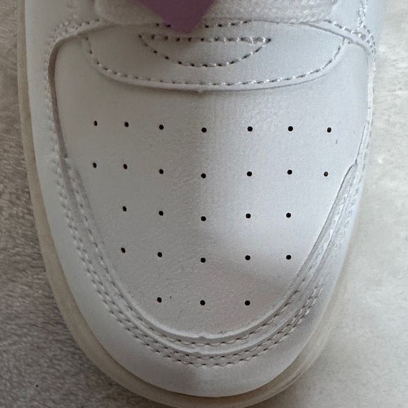 Wild Fable Classic White Sneakers - Picture 8 of 9